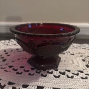 Vintage Avon 1876 Cape Cod Ruby Red 6 inch Serving Bowl for Valentine's Day!♥️